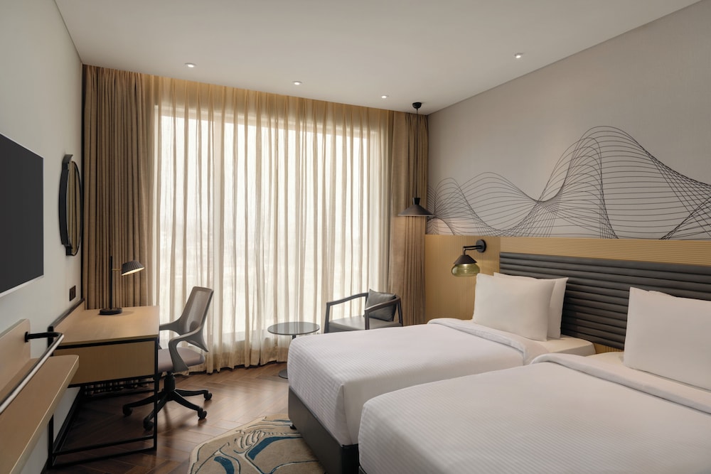 Ramada Encore By Wyndham Bhiwadi Phool Bagh Chowk 24/53