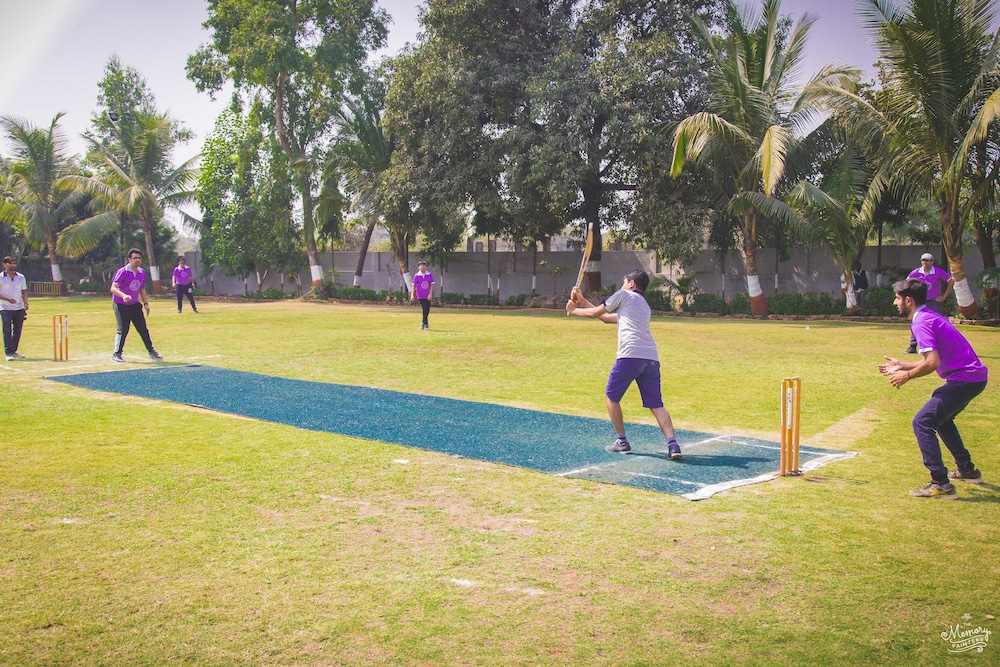 Pushp Vatika Resort & Lawns 36/60
