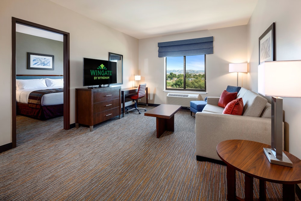 Hampton Inn San Jose Cherry Ave 18/26