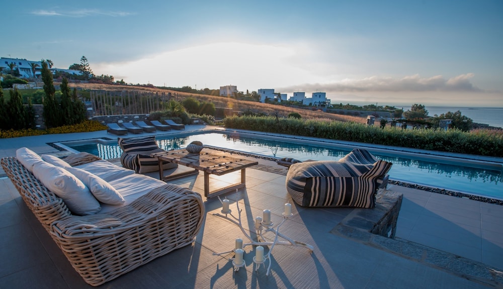Aelia Paros Villas 24/50