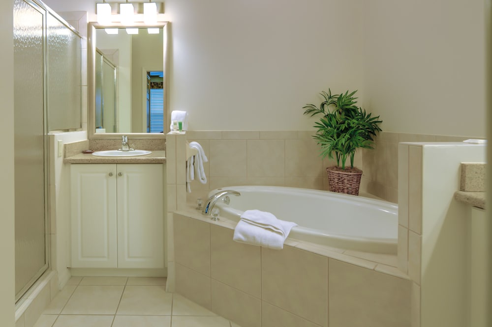 Greenlinks Golf Villas At Lely Resort 30/76
