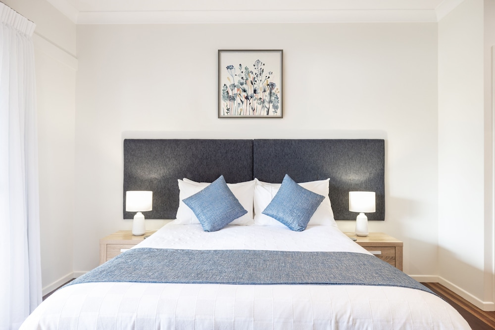 Camelot Boutique Accommodations 10/54