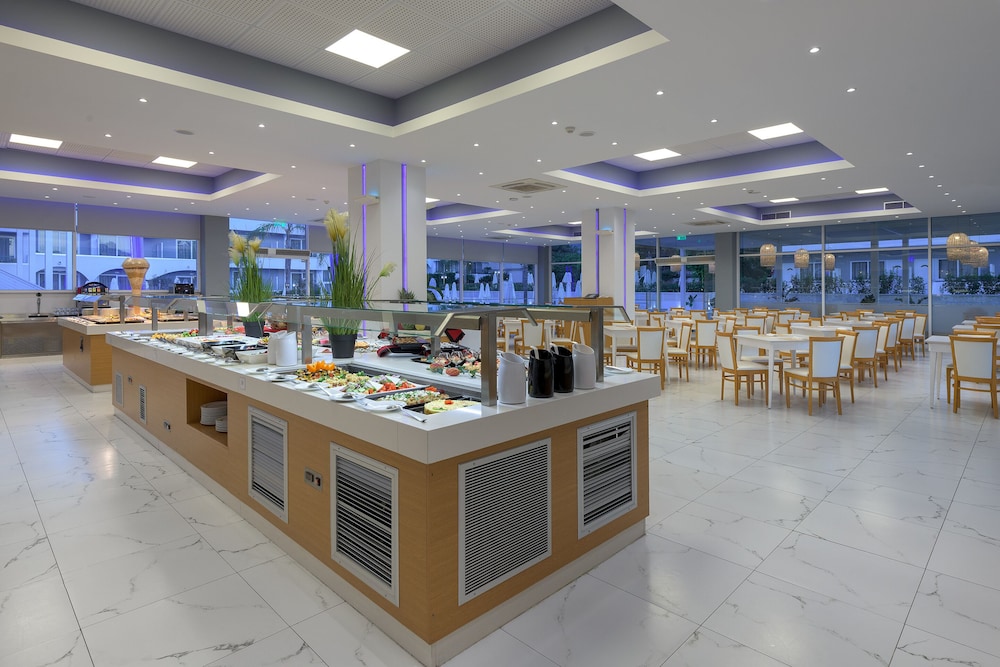Oceanis Park Hotel 15/88