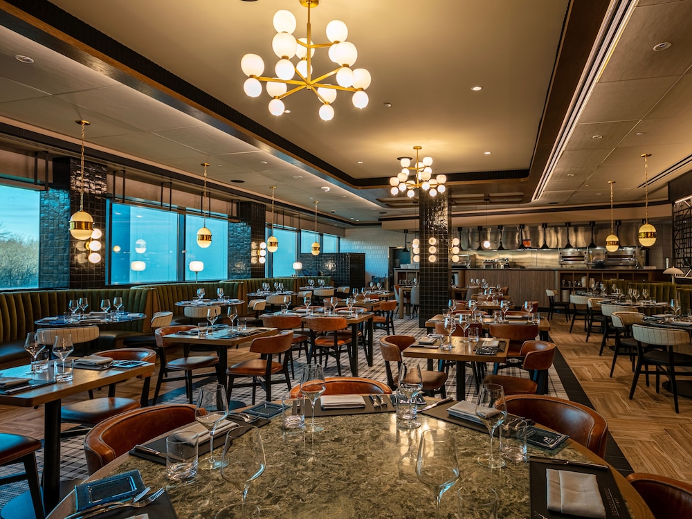 Caesars Southern Indiana - A Caesars Rewards Destination 34/48