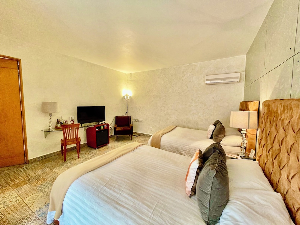 El Sueno Hotel And Spa 22/77