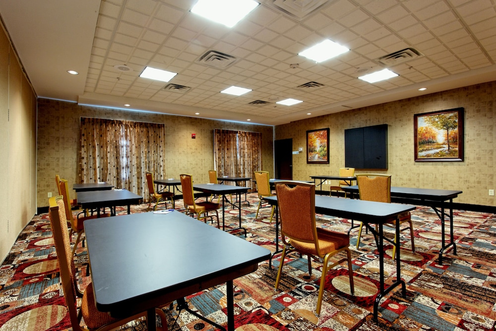 Holiday Inn Express Hotel And Suites Odessa 47/47