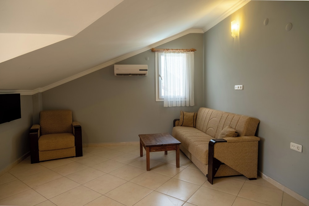 Gunes Hotel & Apartments 27/46