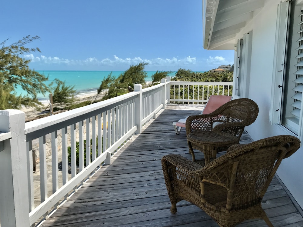 Caribbean Sea Breeze Villas 13/59