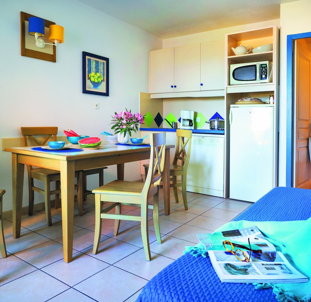 RESIDENCE LA ROSTAGNE 36/50