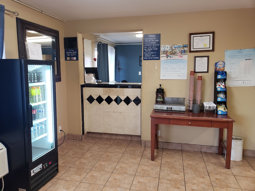 Baymont by Wyndham Coalinga 2/24