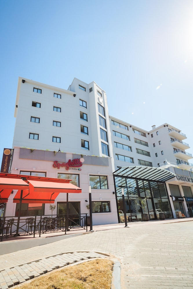 Garden Suites Pinamar 2/50