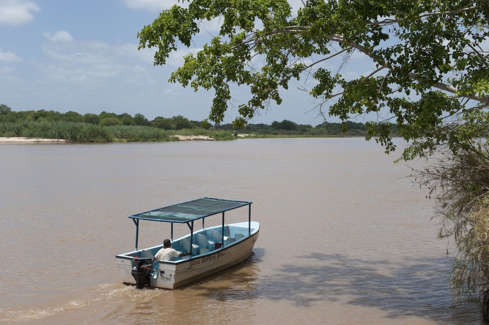 SELOUS KINGA LODGE 24/48