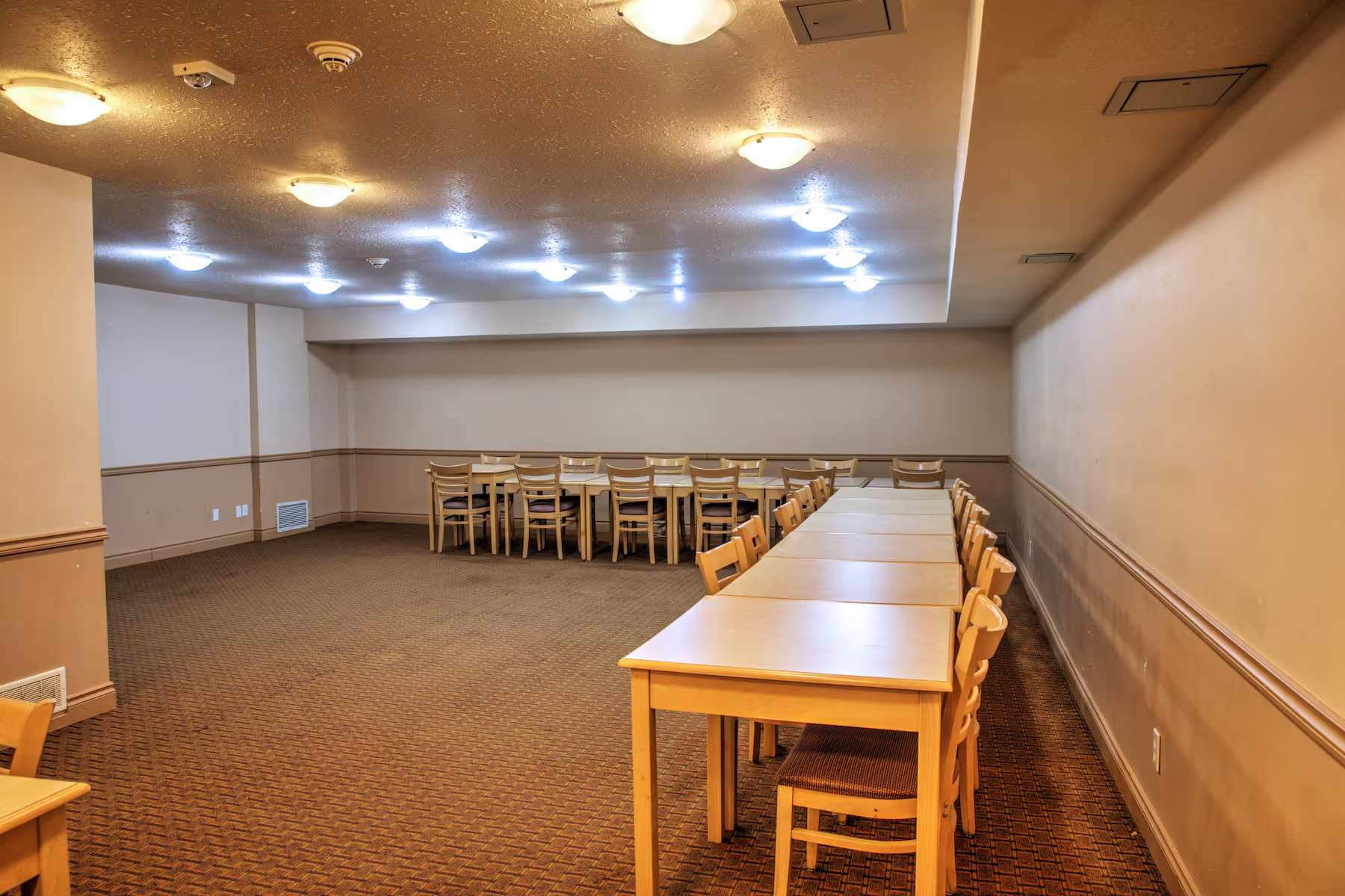 Lone Star Hotel 13/14