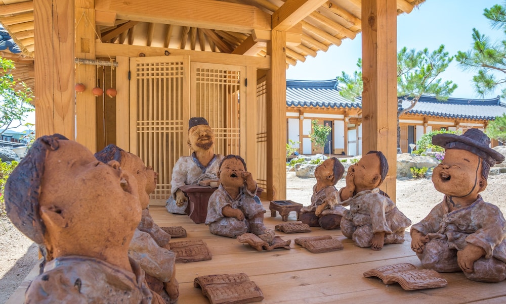 Hanok1st 23/48