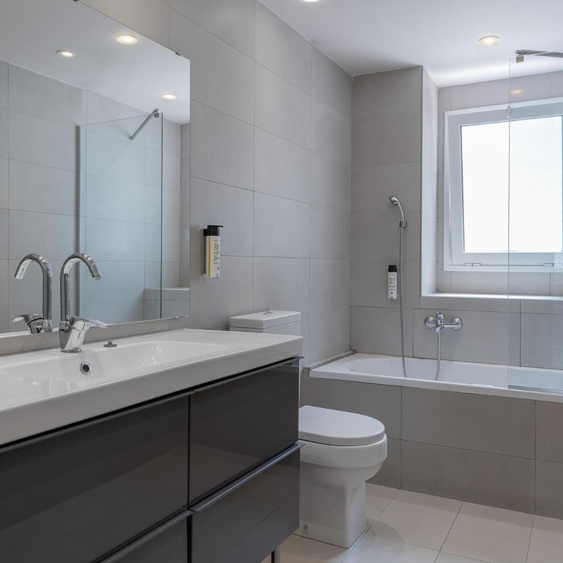 جناح عائلي بشرفة، Piraeus City Hotel 10/10