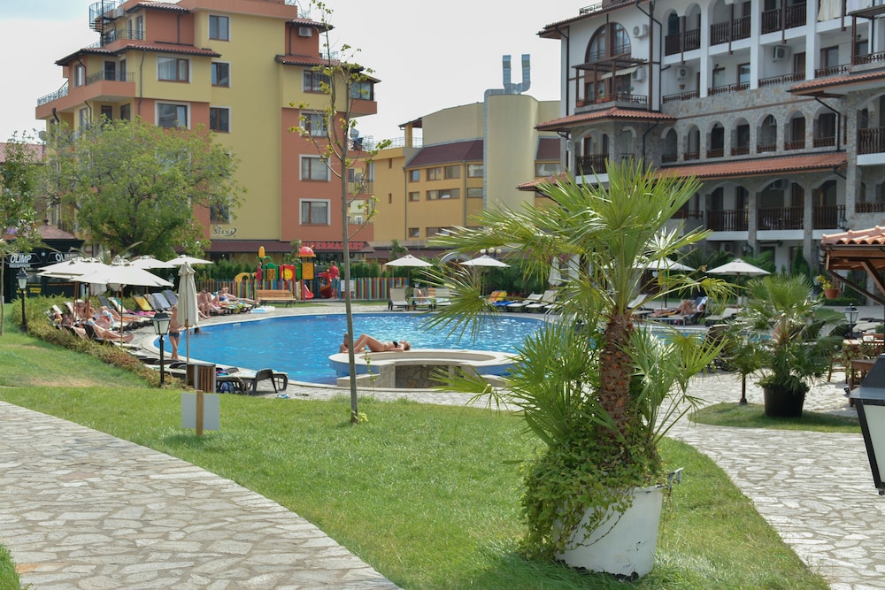 Olymp Apartcomplex 34/52