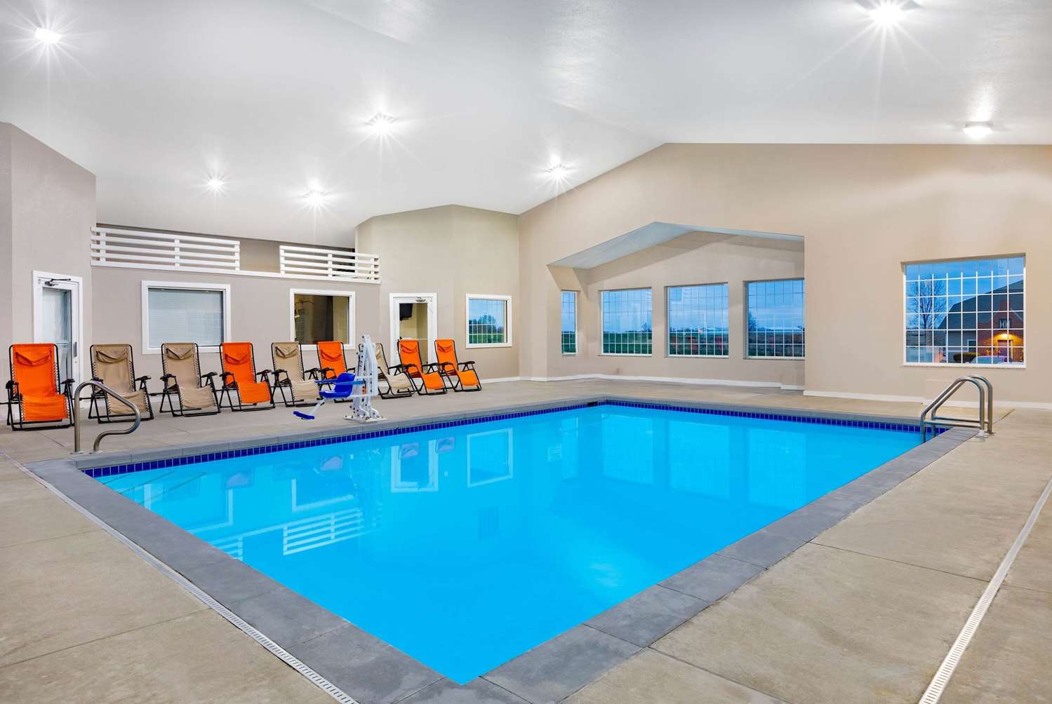 AmericInn by Wyndham Pella 21/43