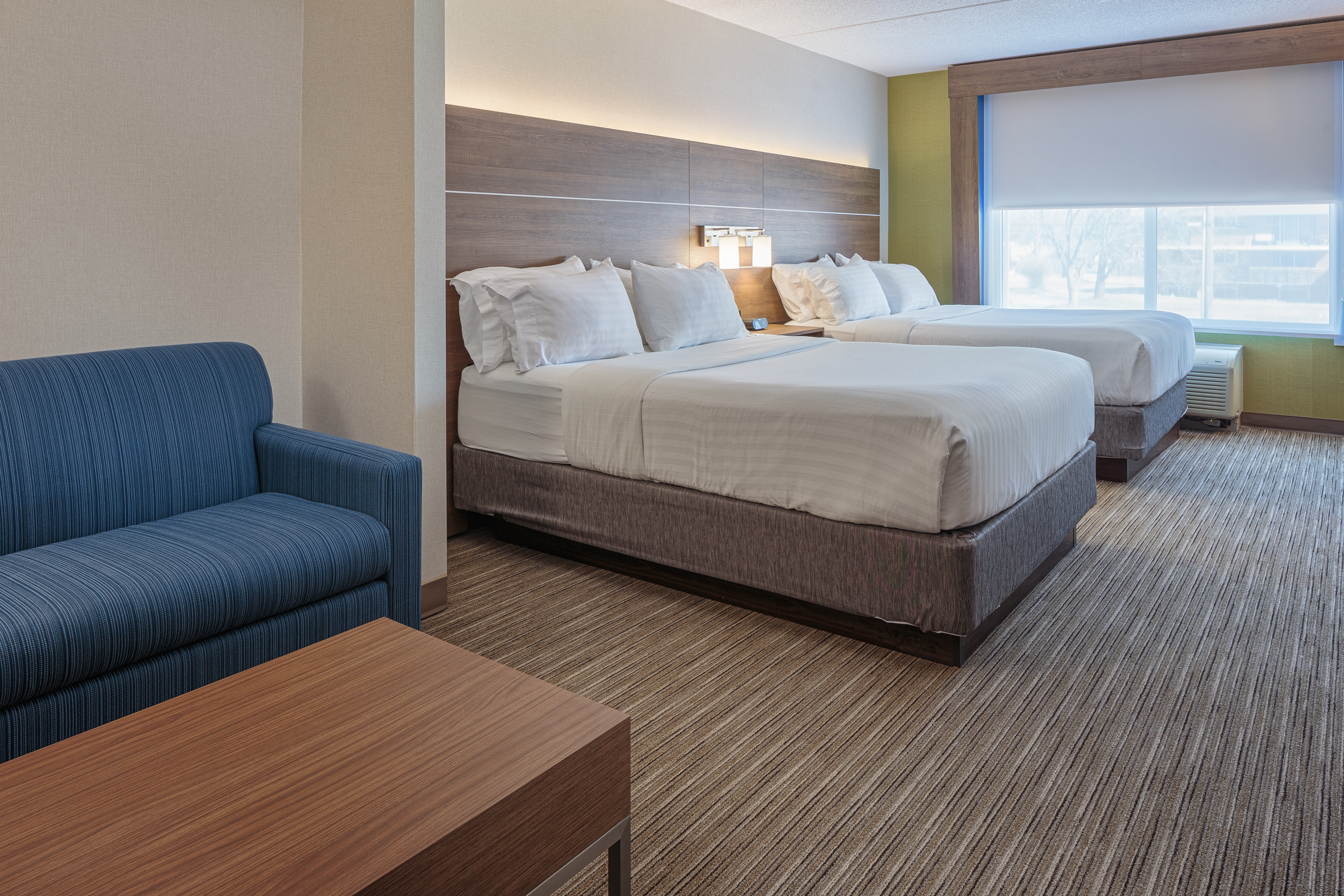 Holiday Inn Express Hotel Suites Belleville 11/54