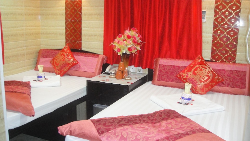 Philippine Hostel 39/45