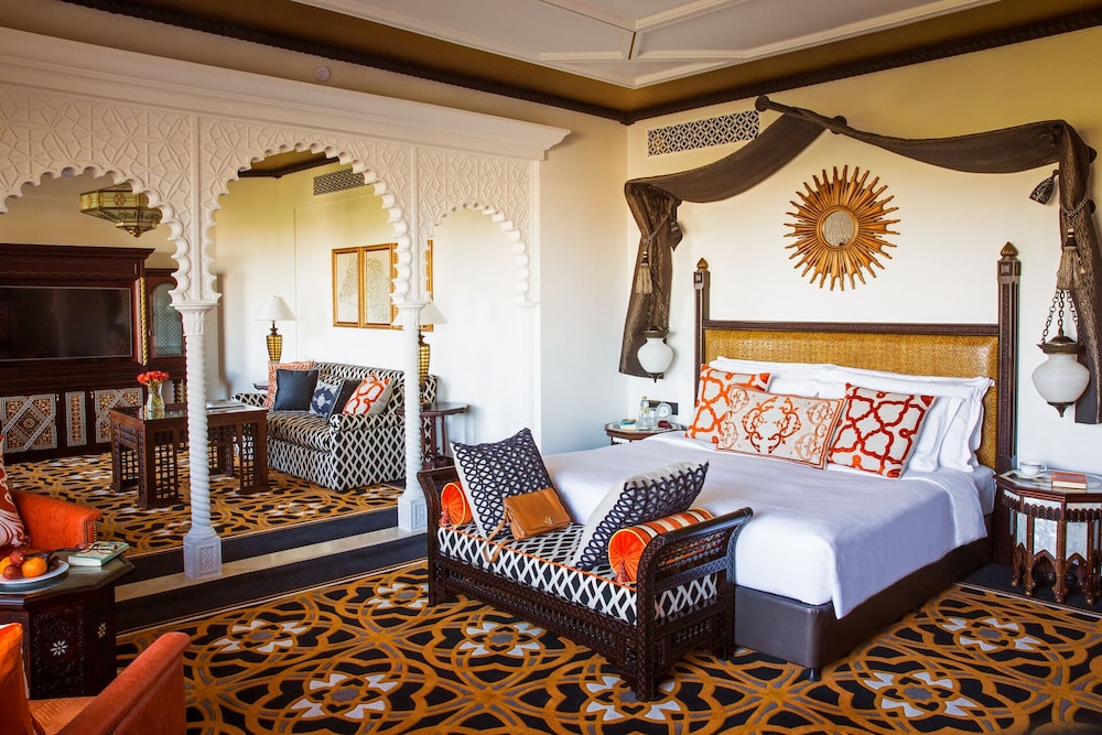 Arabian, Club, Family, King Bed