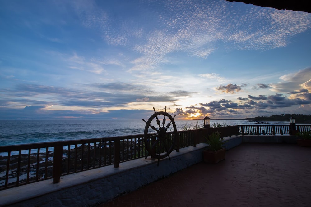 Dickwella Resort and Spa 38/50
