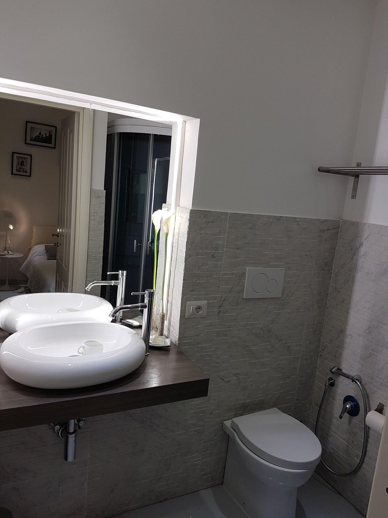 Rome Vatican Suite 13/17