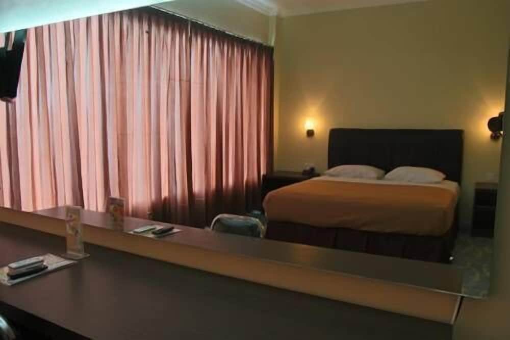 Sepinggan Hotel 13/33