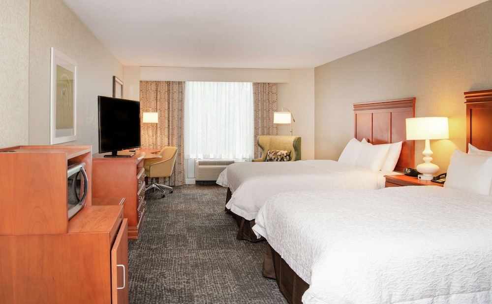 Hampton Inn Parsippany 11/41