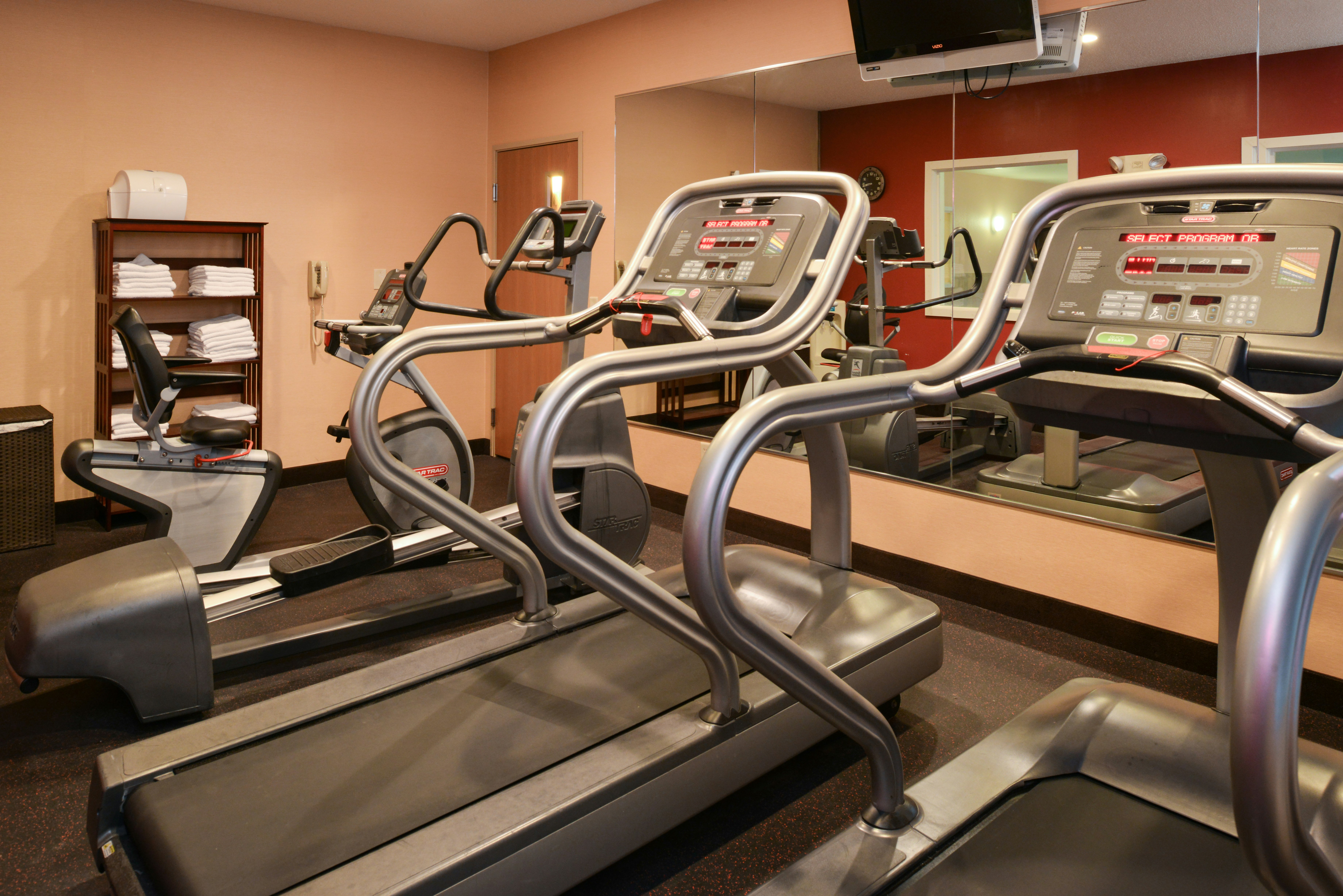 Holiday Inn Express Hotel And Suites Lancaster Lititz 44/73