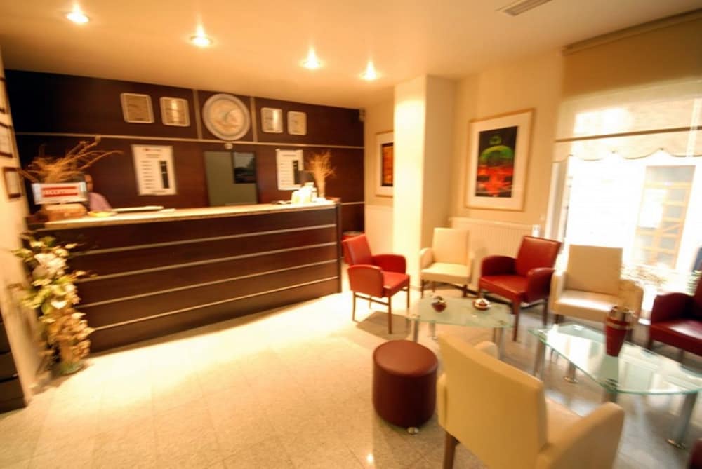 Canak Hotel 5/61
