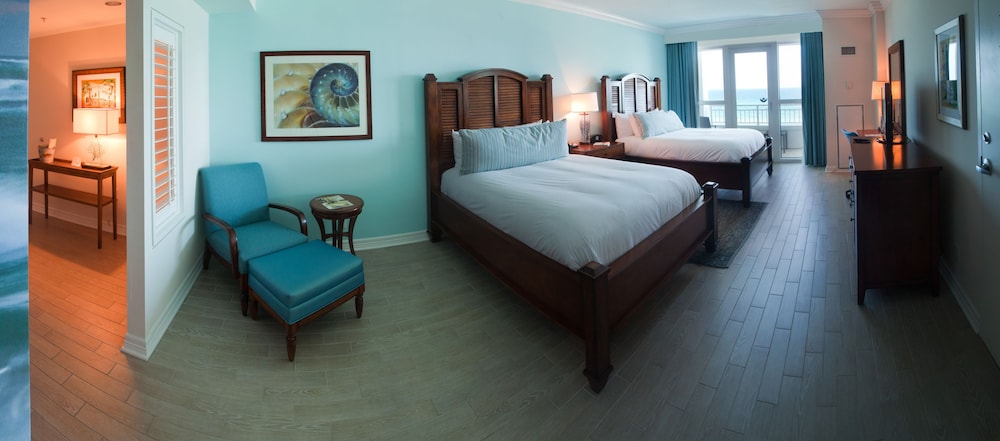 The Pensacola Beach Resort 24/74