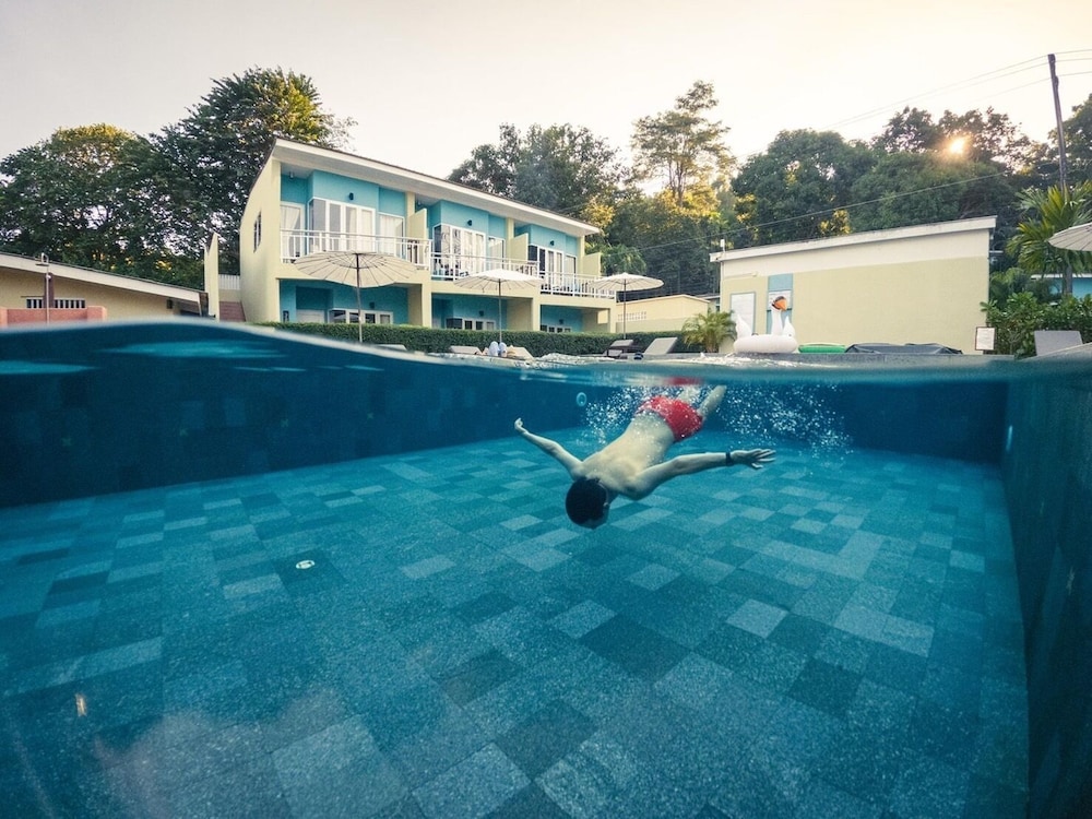 Aqua Beads Samed 6/29