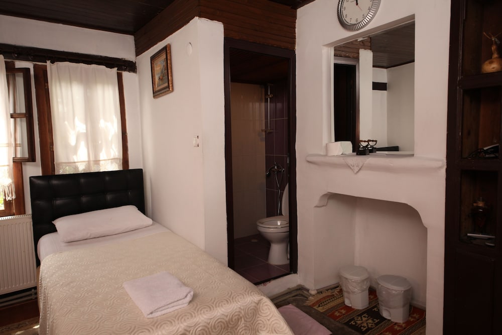 Efe Guest House 34/34