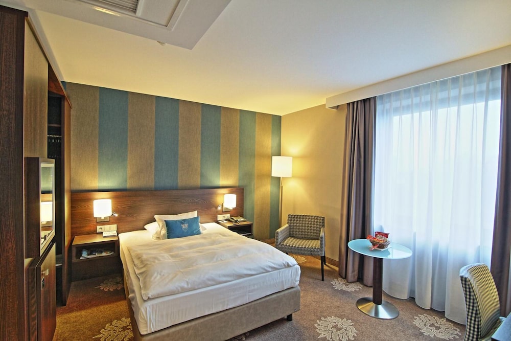 Parkhotel Wittekindshof 8/64