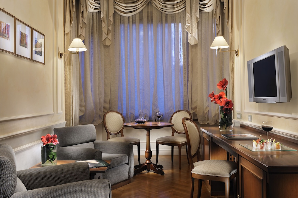 Royal Hotel Sanremo 58/83