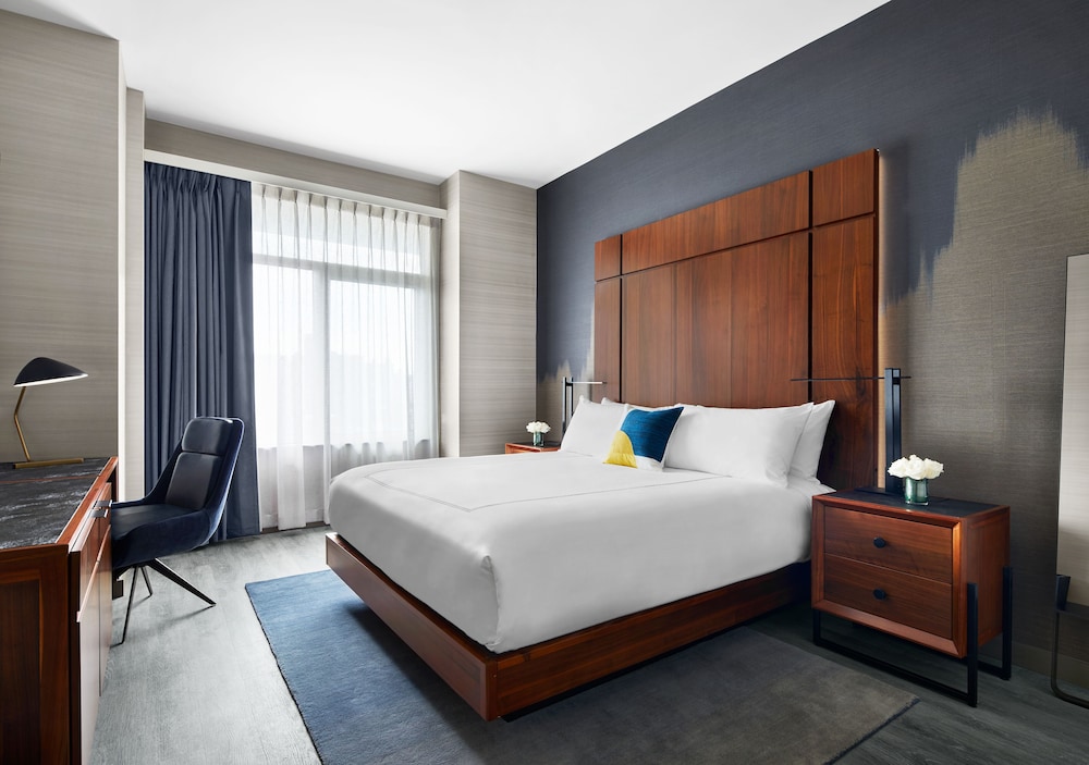 Gansevoort Meatpacking 28/77