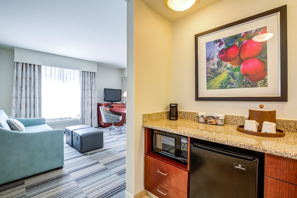 Hampton Inn & Suites Westford - Chelmsford 40/48