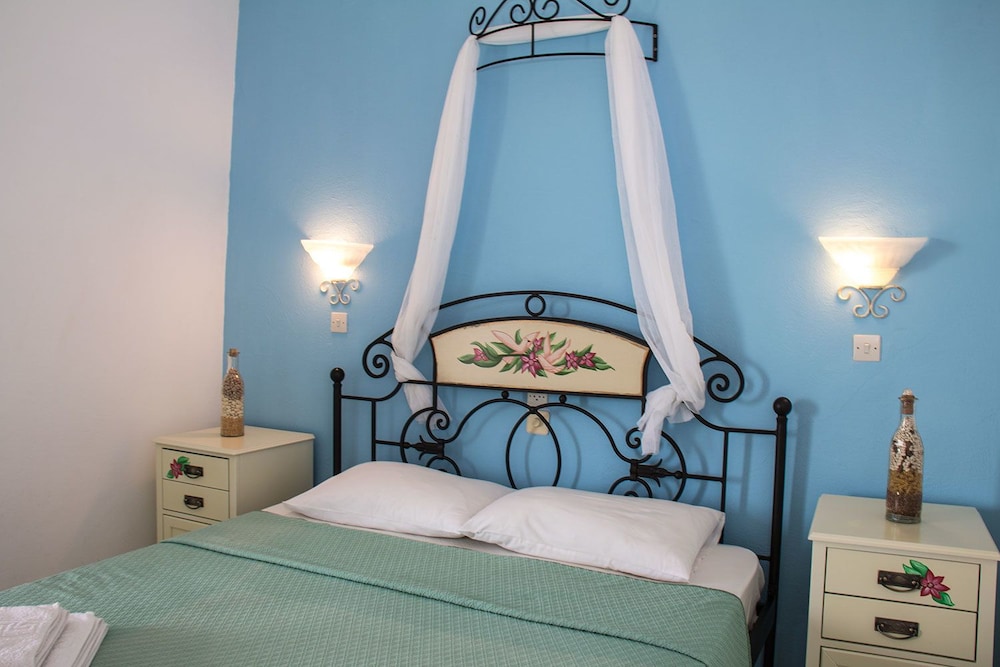 Dimitris Rooms 6/33