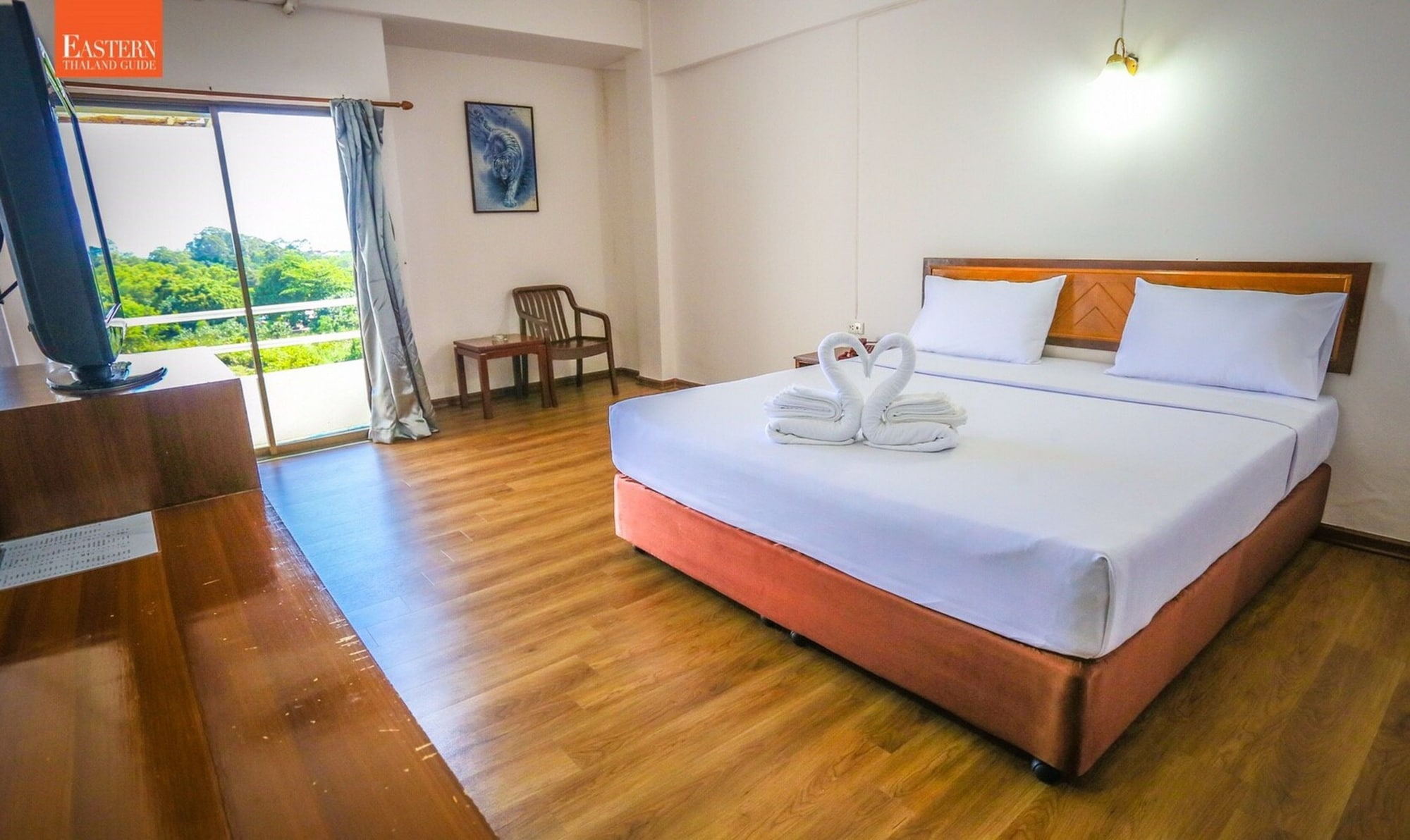STANDARD, KING BED