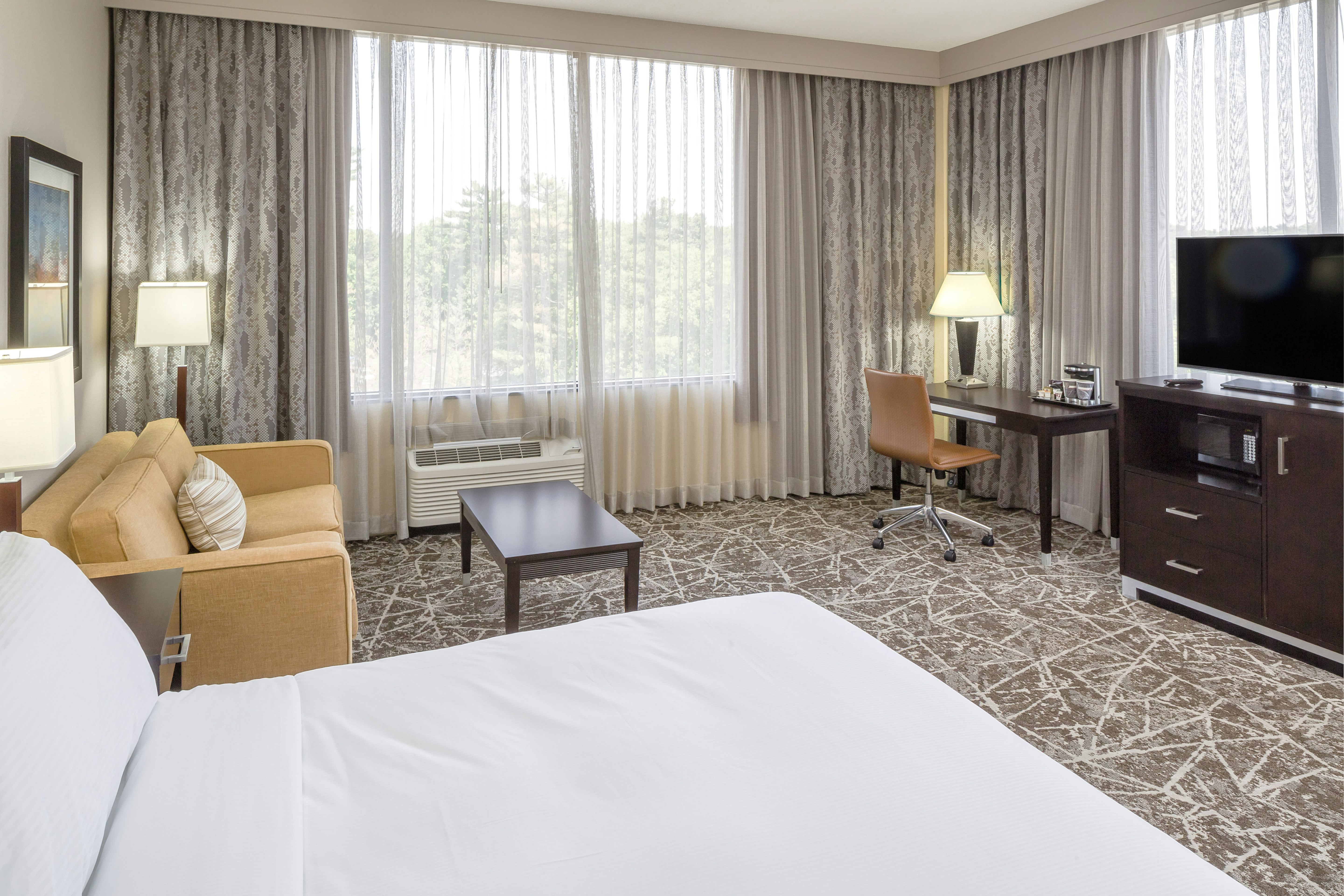 Doubletree By Hilton Boston-Rockland 6/28