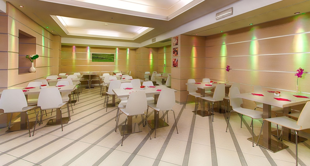 Raganelli Hotel 46/56
