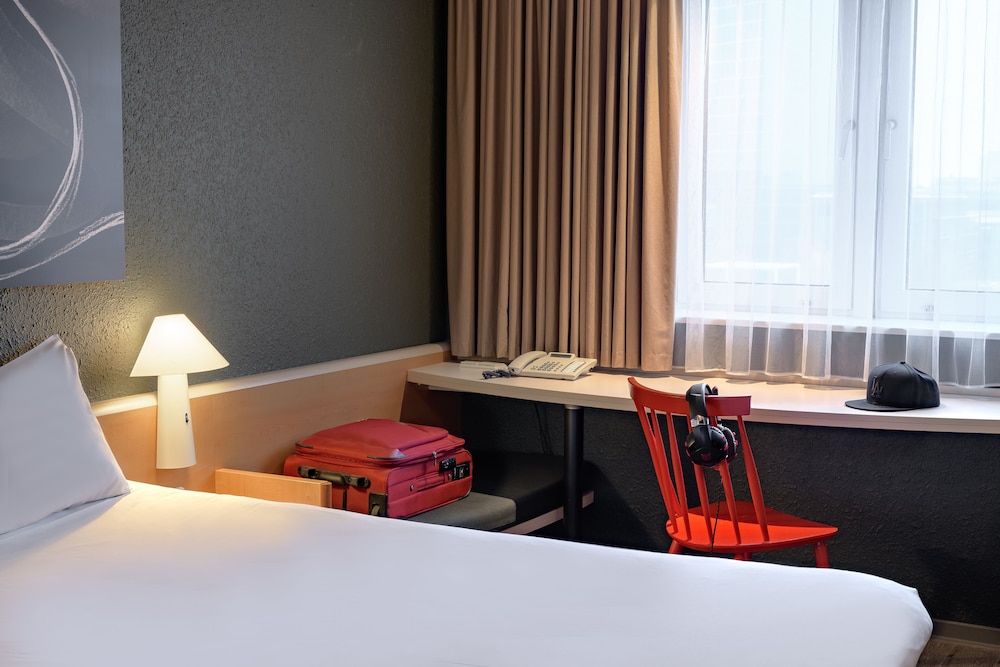 Ibis Muenchen Parkstadt Schwabing 26/70