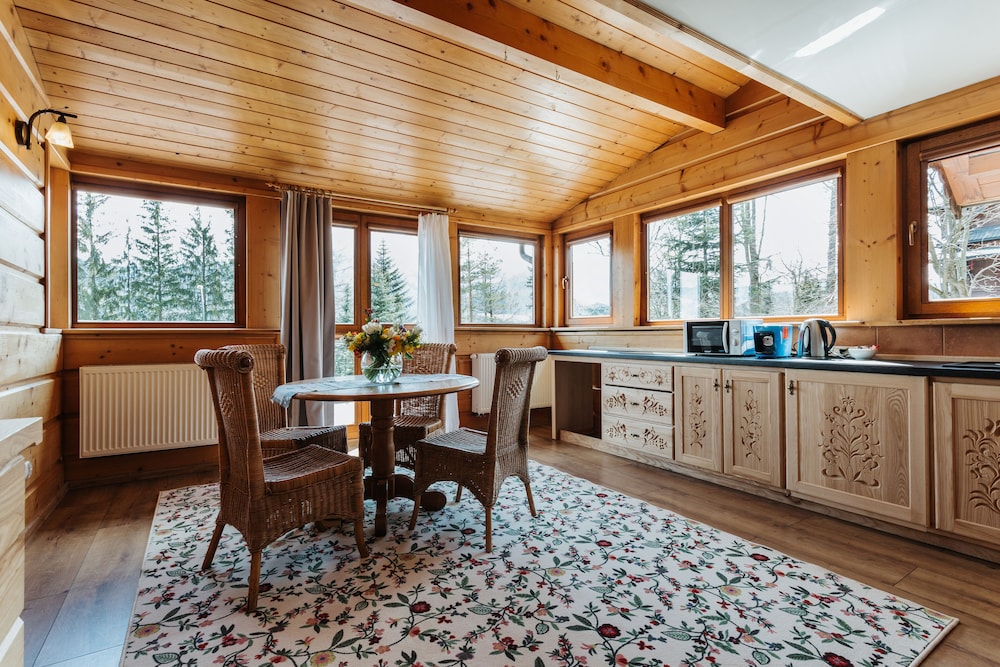 APARTAMENTY JAN - ZAKOPANE 12/62