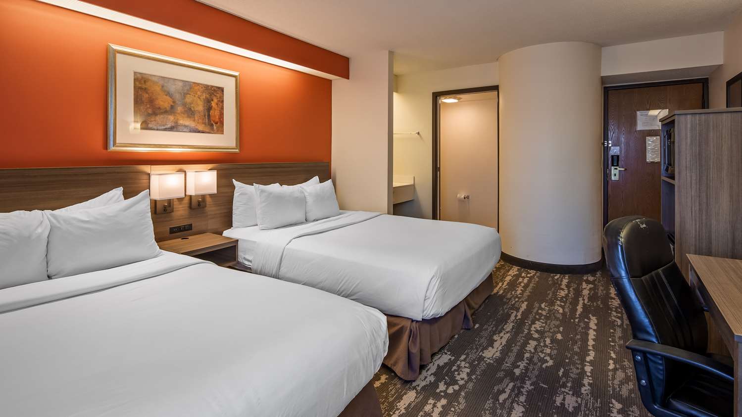 Room, 2 Queen Beds, Street View