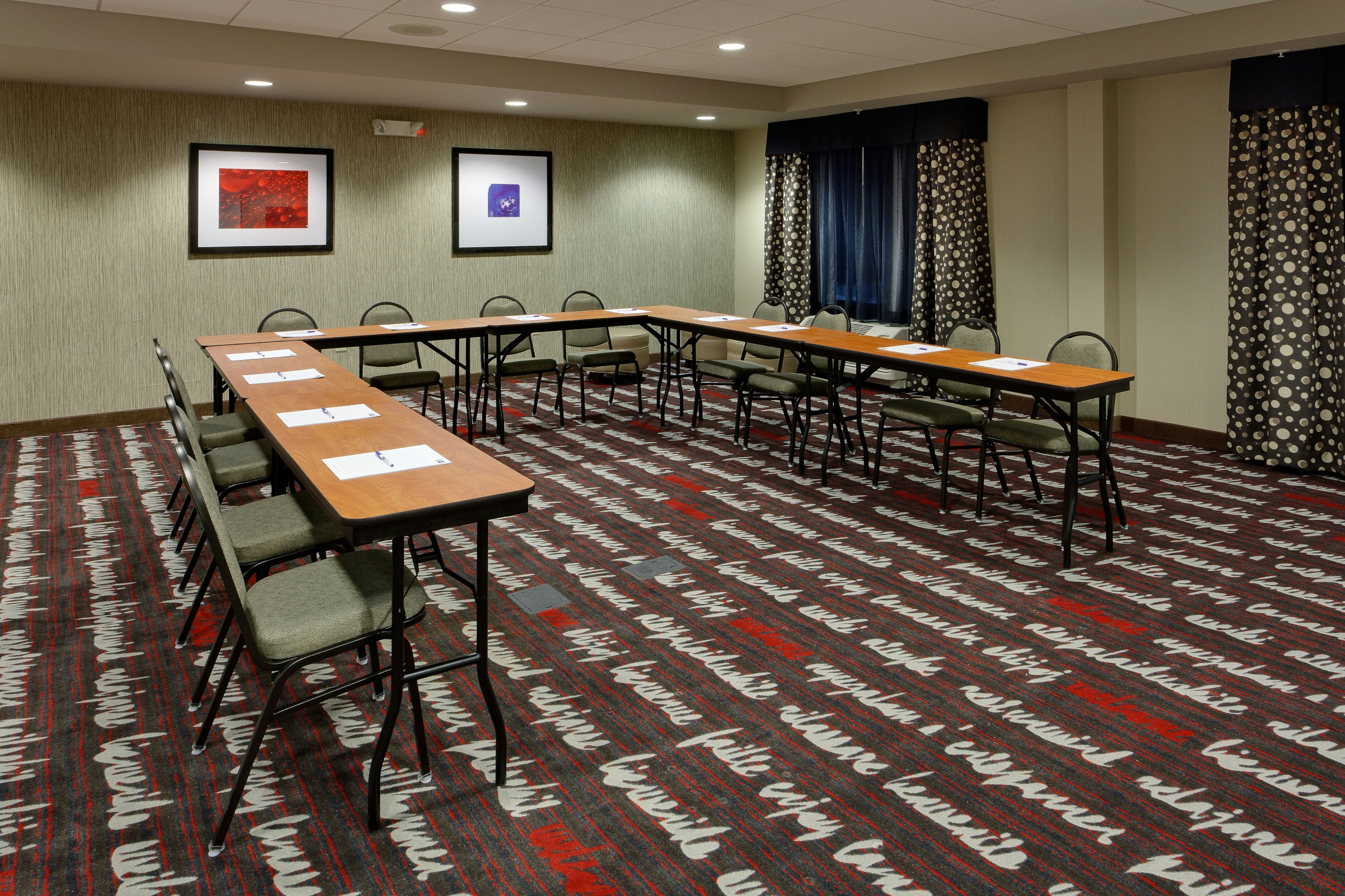 Holiday Inn Express Hotel Suites York Ne Market Street 37/46