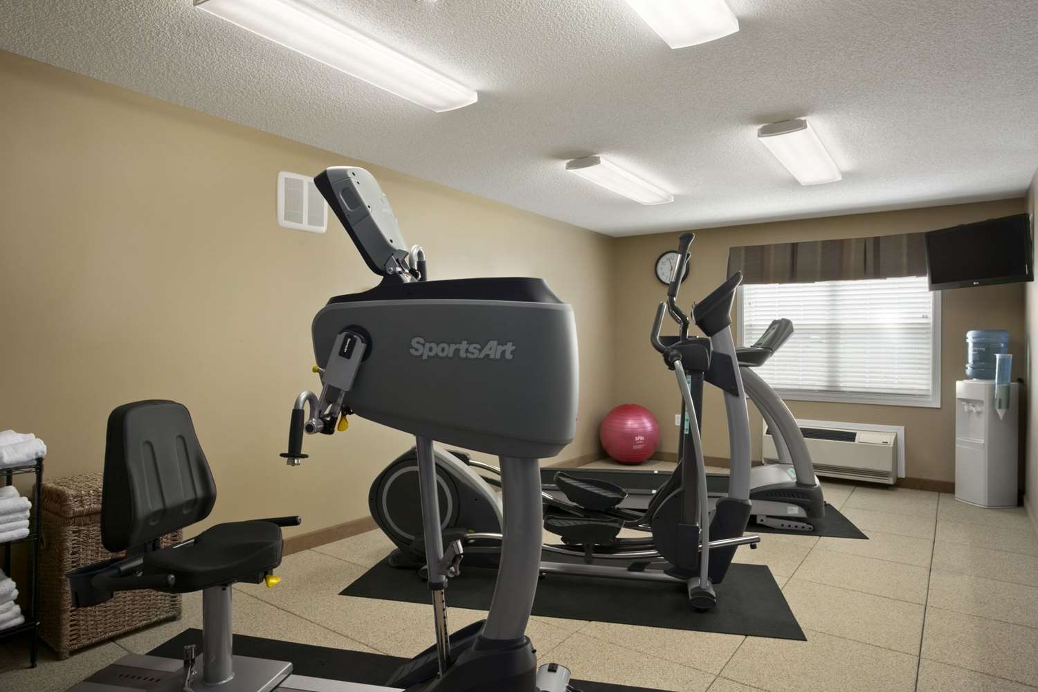 Microtel Inn By Wyndham Mineral Wells/Parkersburg 2/6