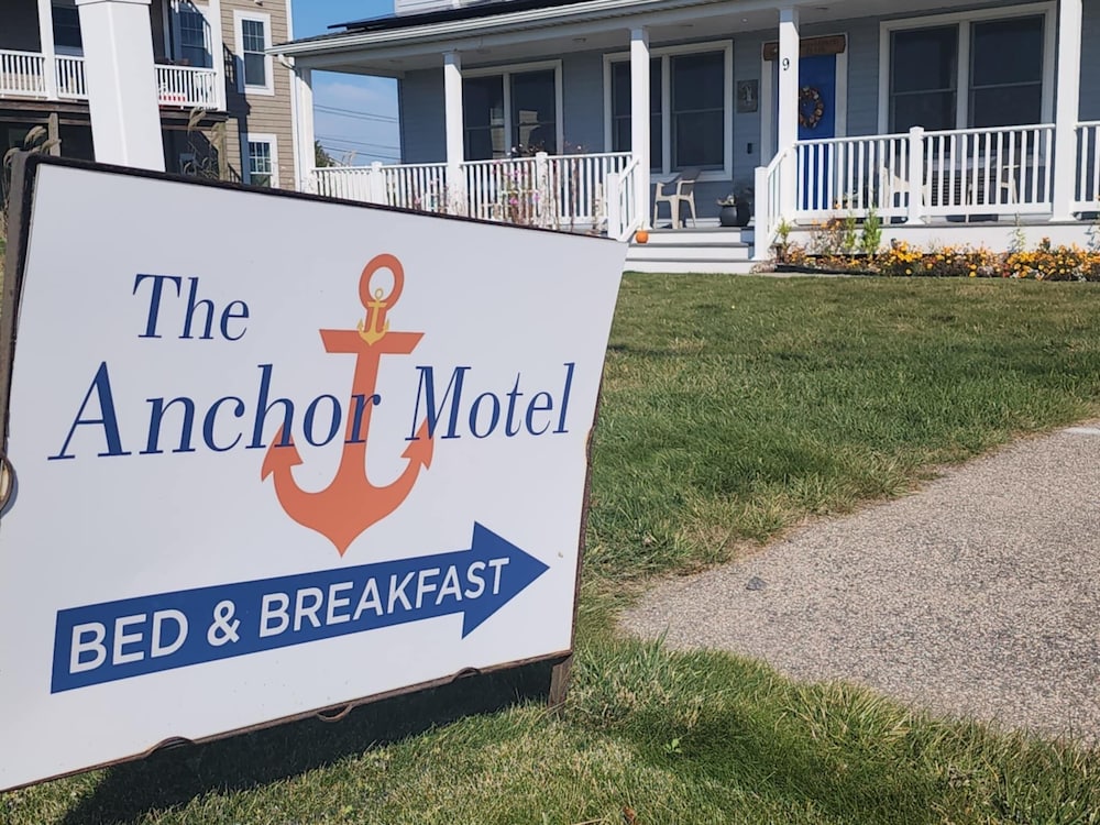 The Anchor Motel 1/44