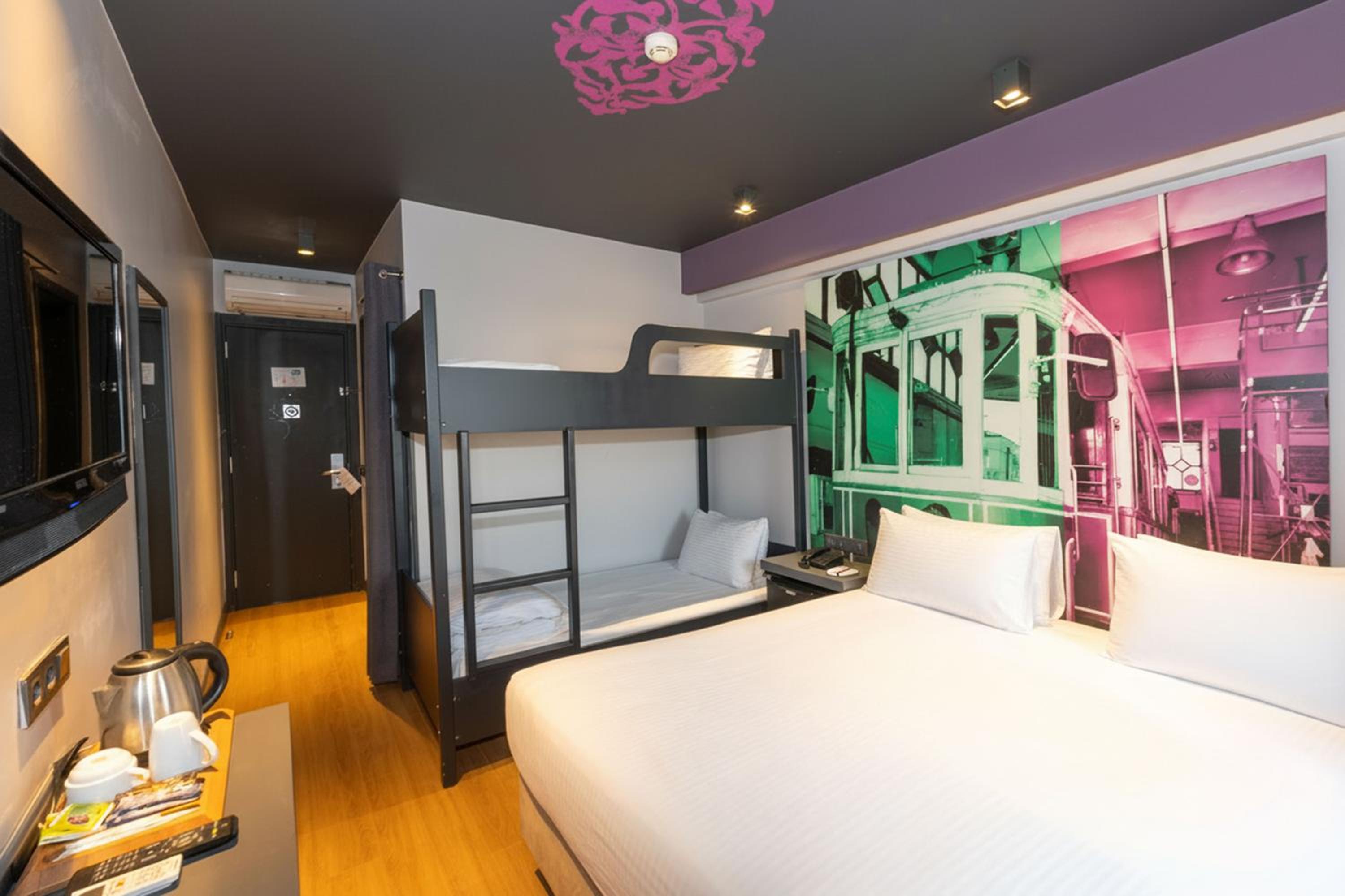 Economy, Quadruple, 1 Double and 2 Bunk Beds