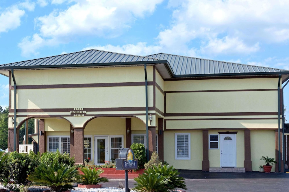 Quality Inn Waycross 6/58