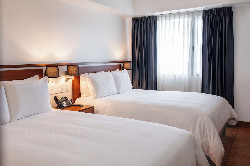 ROOM, 2 BEDS